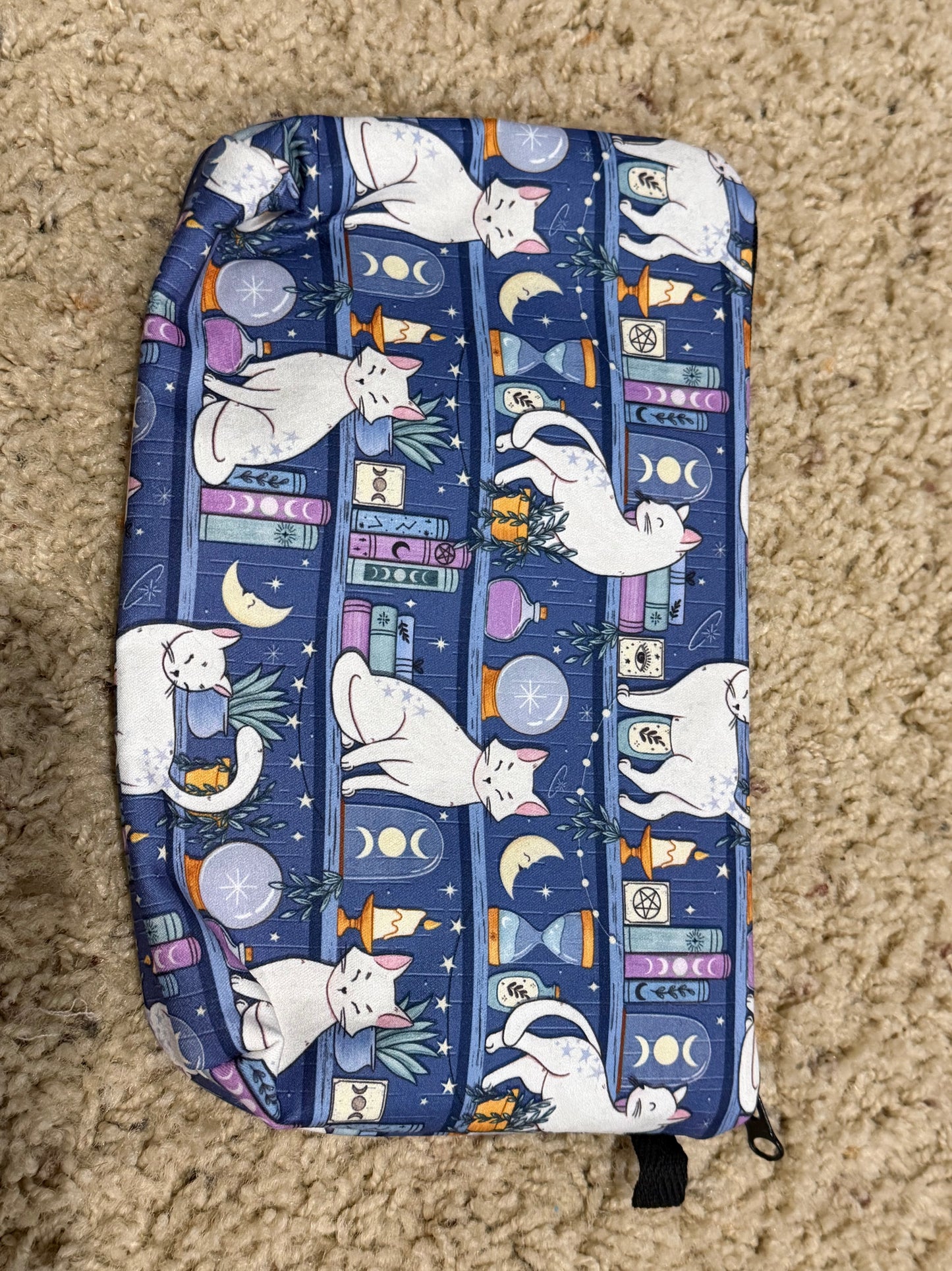 Magic Cat Pouch