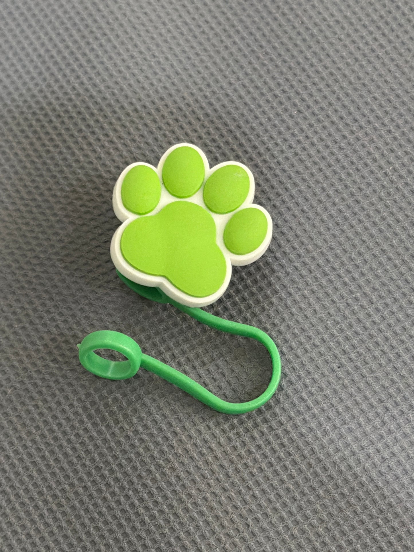 Green Paw Straw Topper